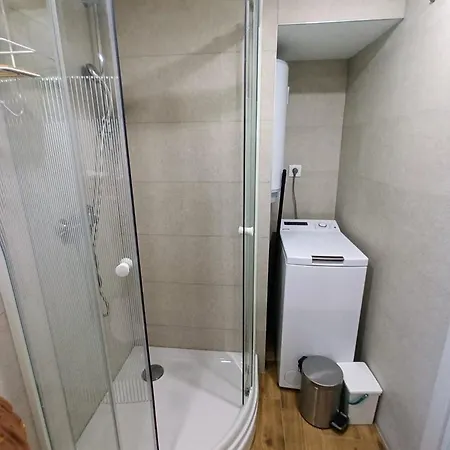 아파트 Triton In The Old Part Of *